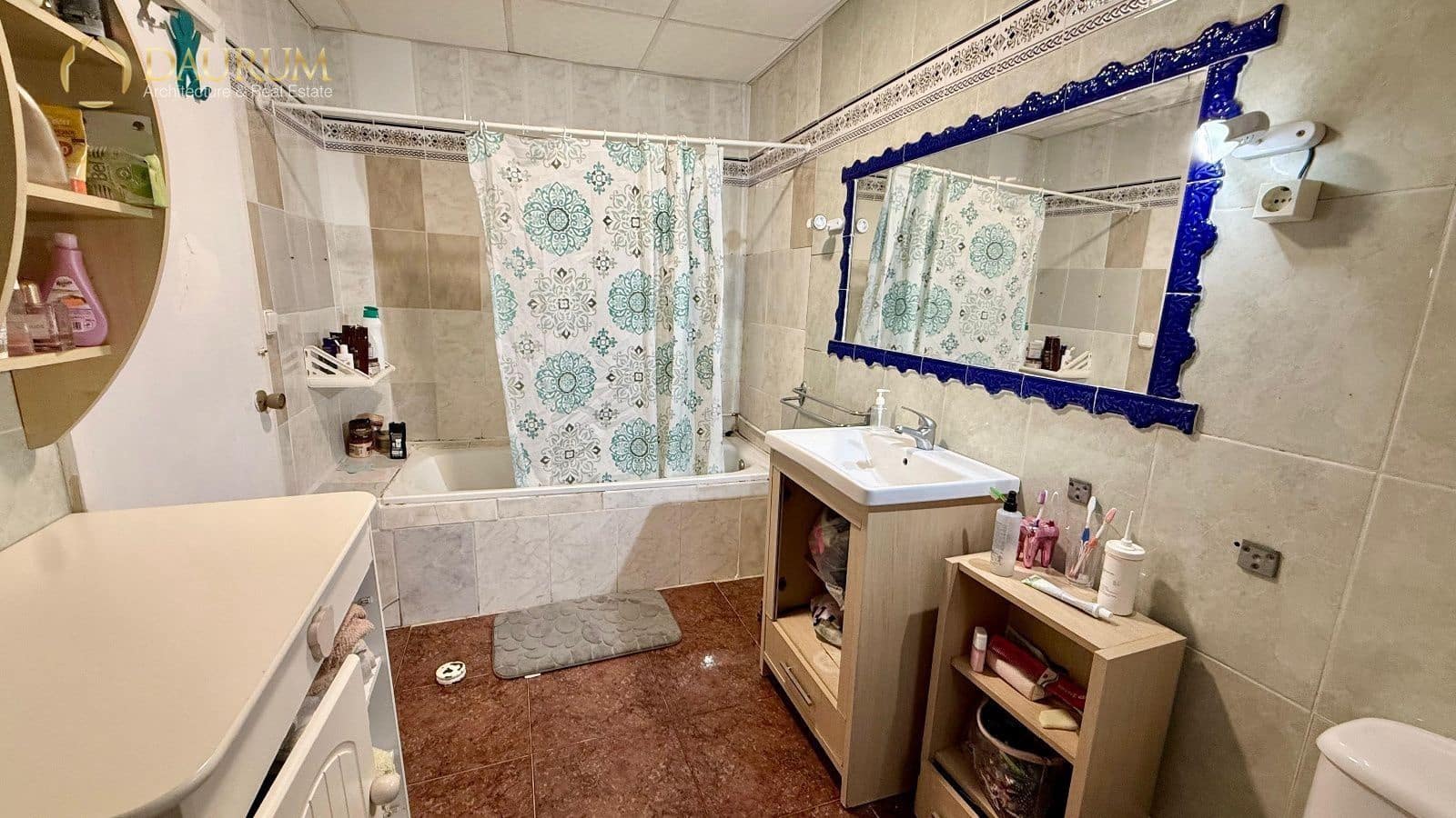 5 bedroom Villa for sale in Agost with pool garage - € 240,000 (Ref: 9345410)