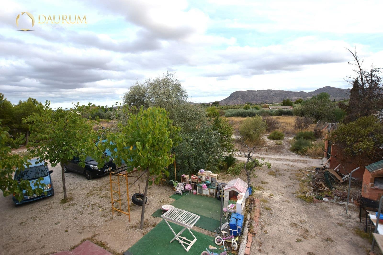 5 bedroom Villa for sale in Agost with pool garage - € 240,000 (Ref: 9345410)