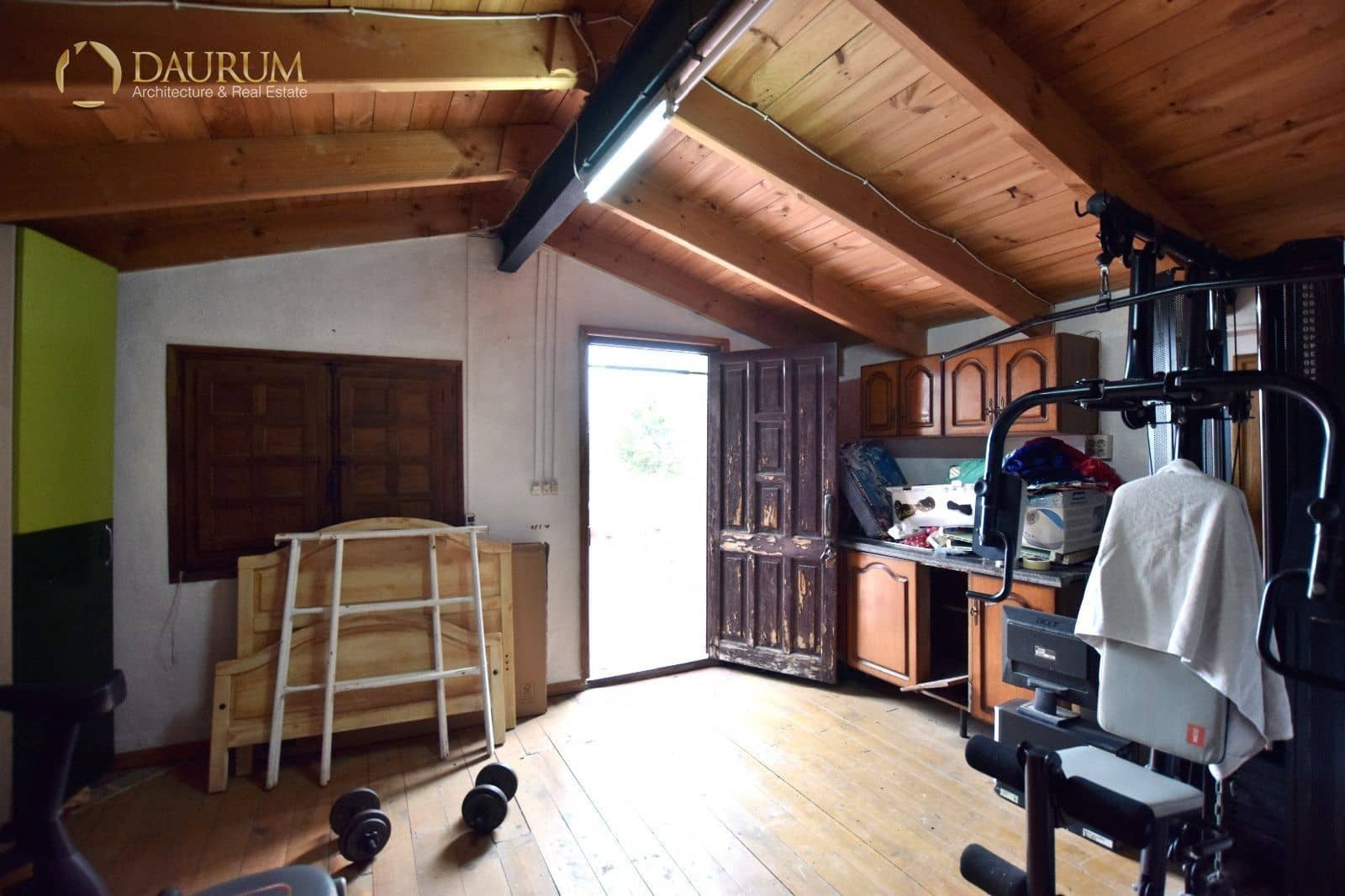 5 bedroom Villa for sale in Agost with pool garage - € 240,000 (Ref: 9345410)