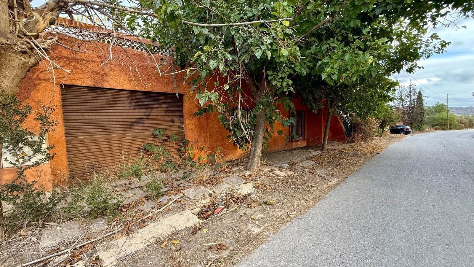 5 bedroom Villa for sale in Agost with pool garage - € 240,000 (Ref: 9345410)