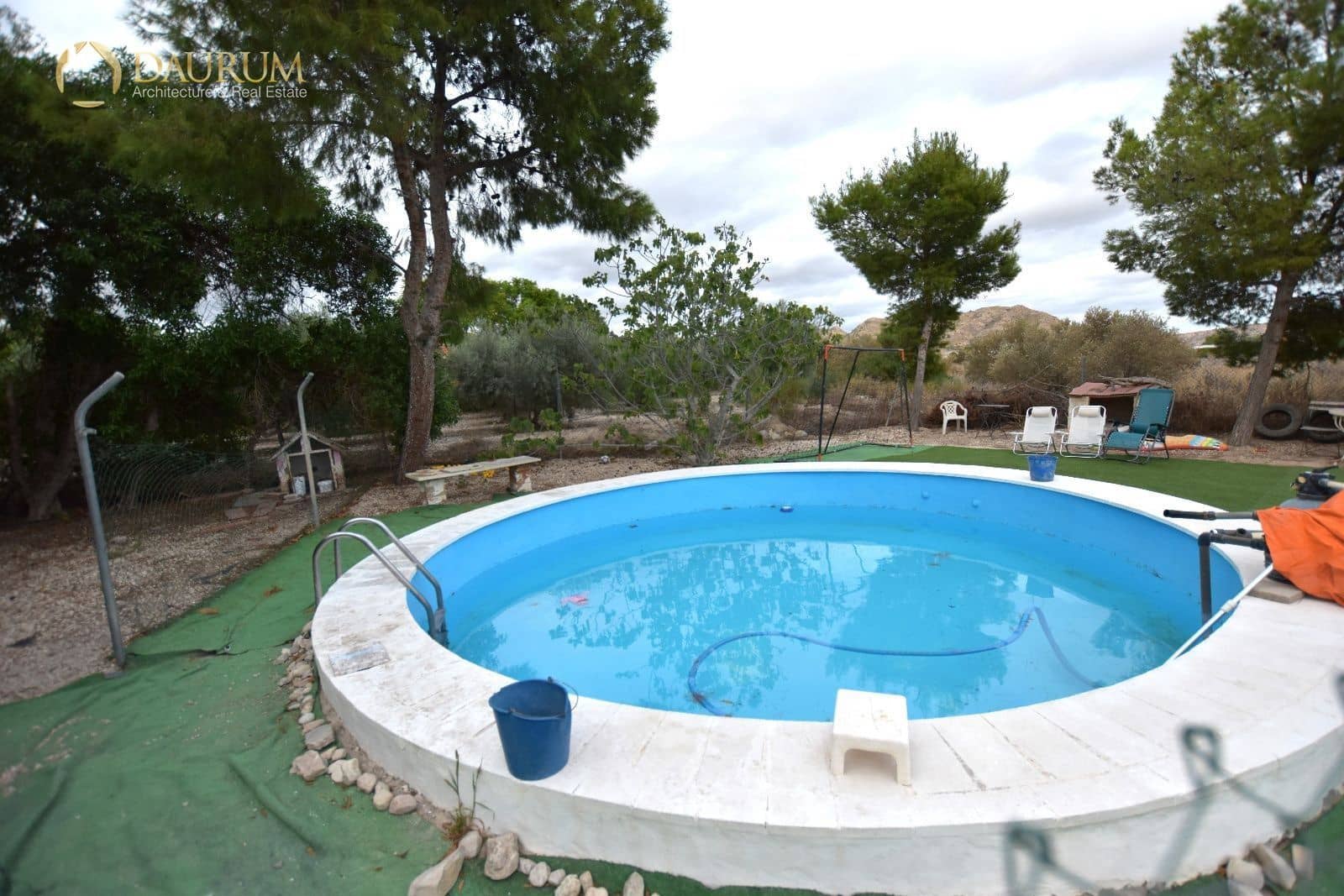 5 bedroom Villa for sale in Agost with pool garage - € 240,000 (Ref: 9345410)