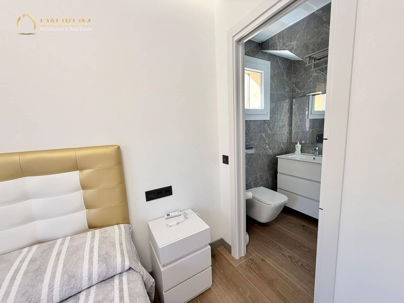 Chalet de 5 habitaciones en Benidorm en venta con piscina garaje - 600.000 € (Ref: 9345419)