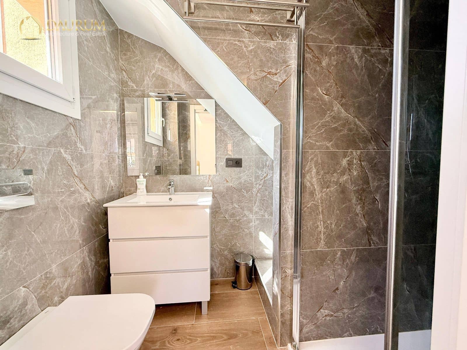 Chalet de 5 habitaciones en Benidorm en venta con piscina garaje - 600.000 € (Ref: 9345419)