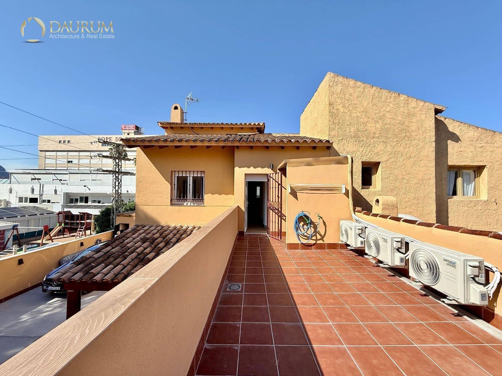 Chalet de 5 habitaciones en Benidorm en venta con piscina garaje - 600.000 € (Ref: 9345419)