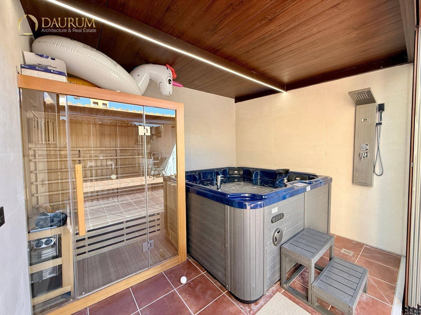 Chalet de 5 habitaciones en Benidorm en venta con piscina garaje - 600.000 € (Ref: 9345419)