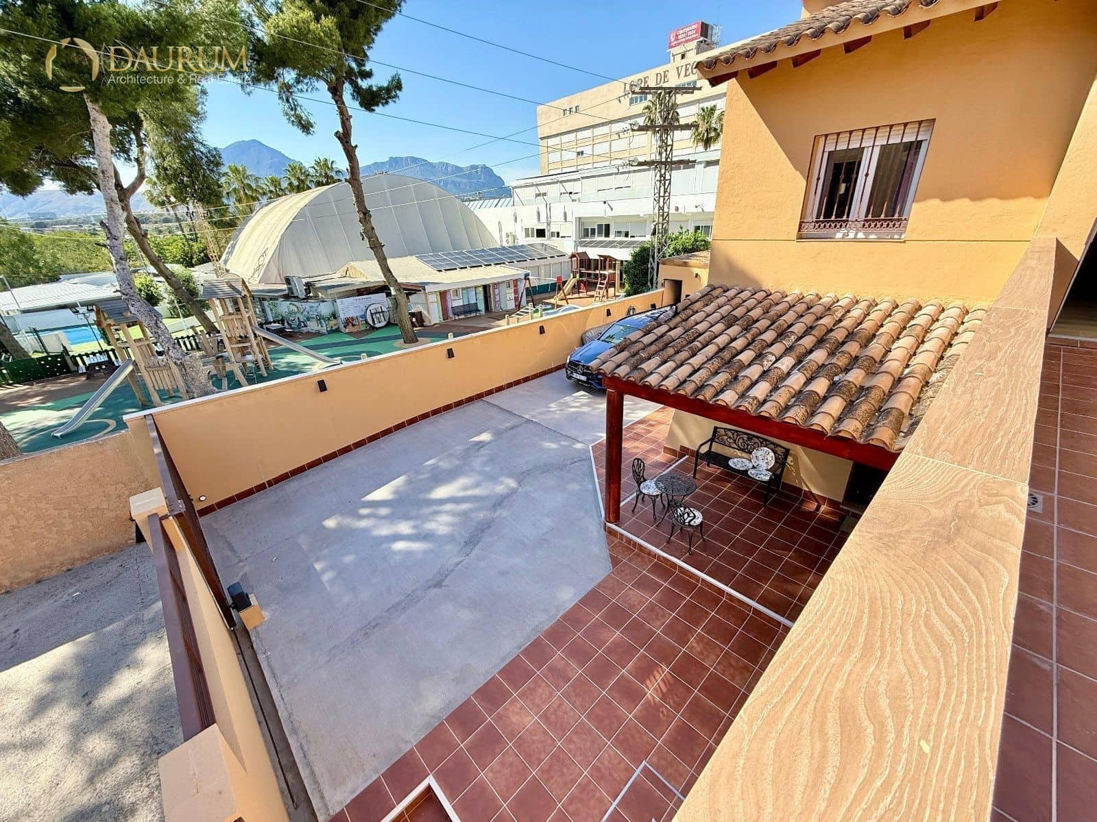 Chalet de 5 habitaciones en Benidorm en venta con piscina garaje - 600.000 € (Ref: 9345419)