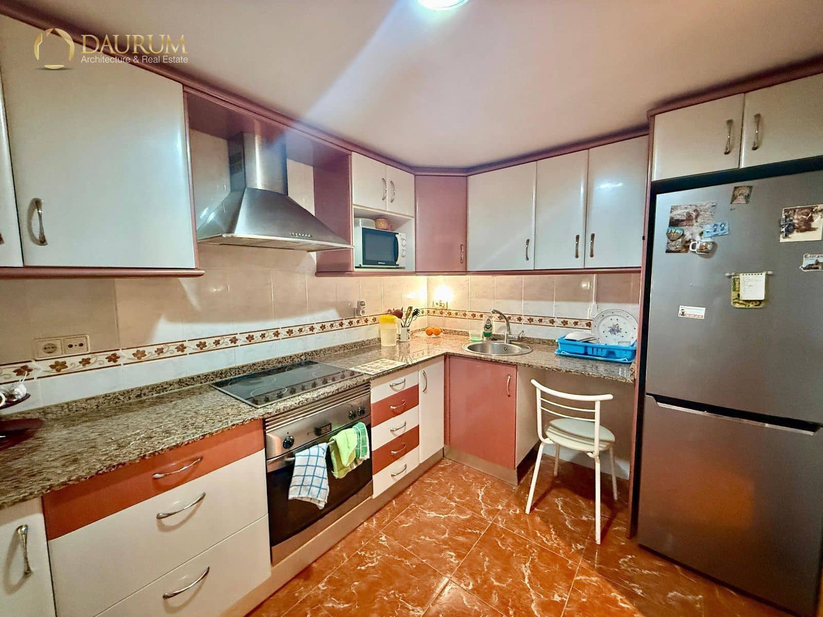 3 bedroom Flat for sale in Benidorm with garage - € 305,000 (Ref: 9345423)