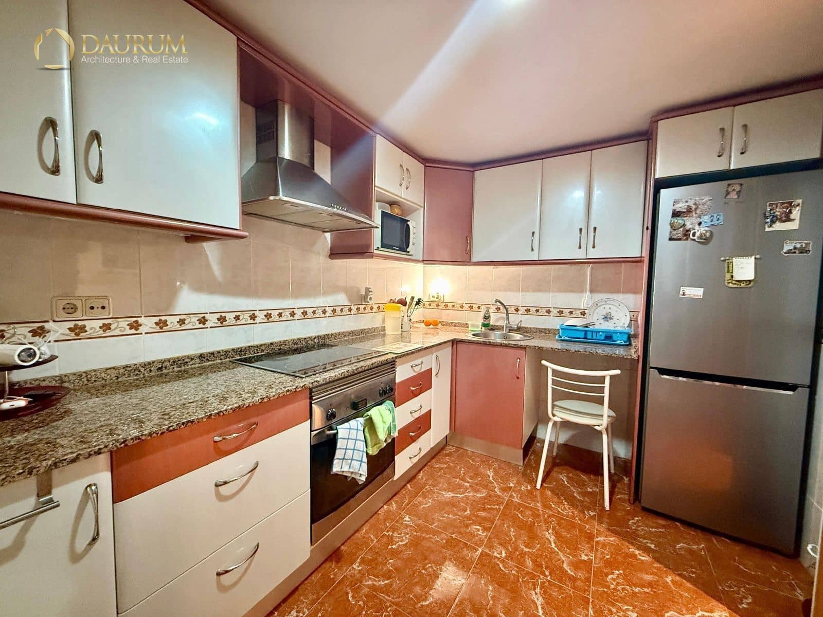 3 bedroom Flat for sale in Benidorm with garage - € 305,000 (Ref: 9345423)