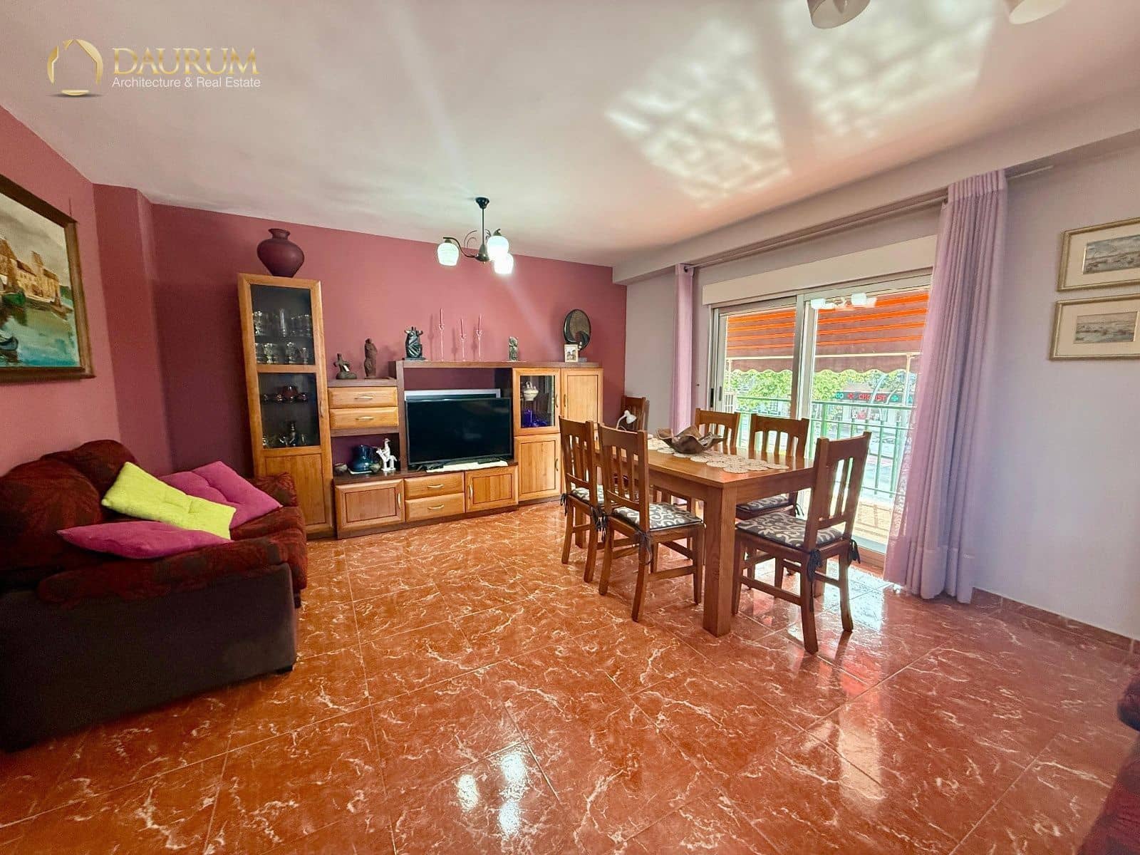 3 bedroom Flat for sale in Benidorm with garage - € 305,000 (Ref: 9345423)