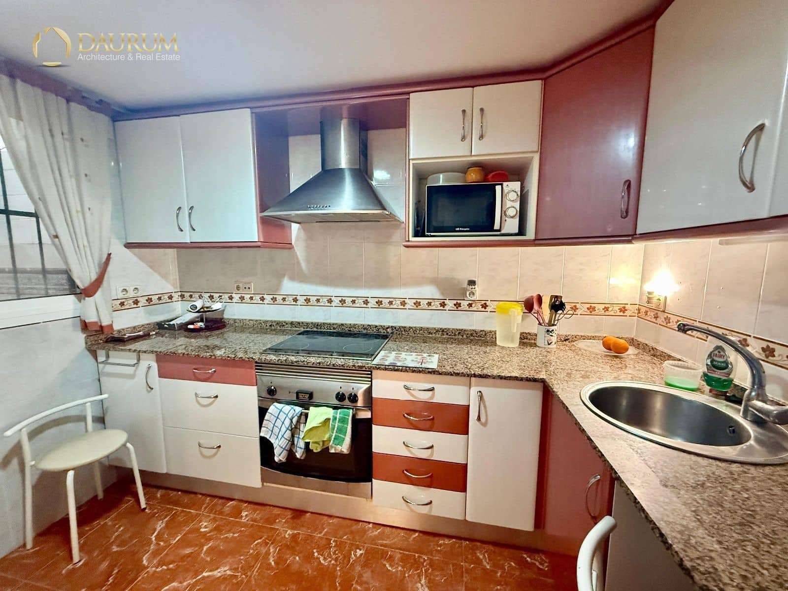 3 bedroom Flat for sale in Benidorm with garage - € 305,000 (Ref: 9345423)