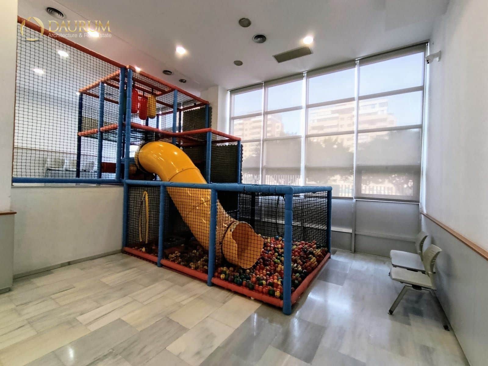 1 bedroom Flat for sale in La Villajoyosa / Vila Joiosa with pool garage - € 225,000 (Ref: 9345425)