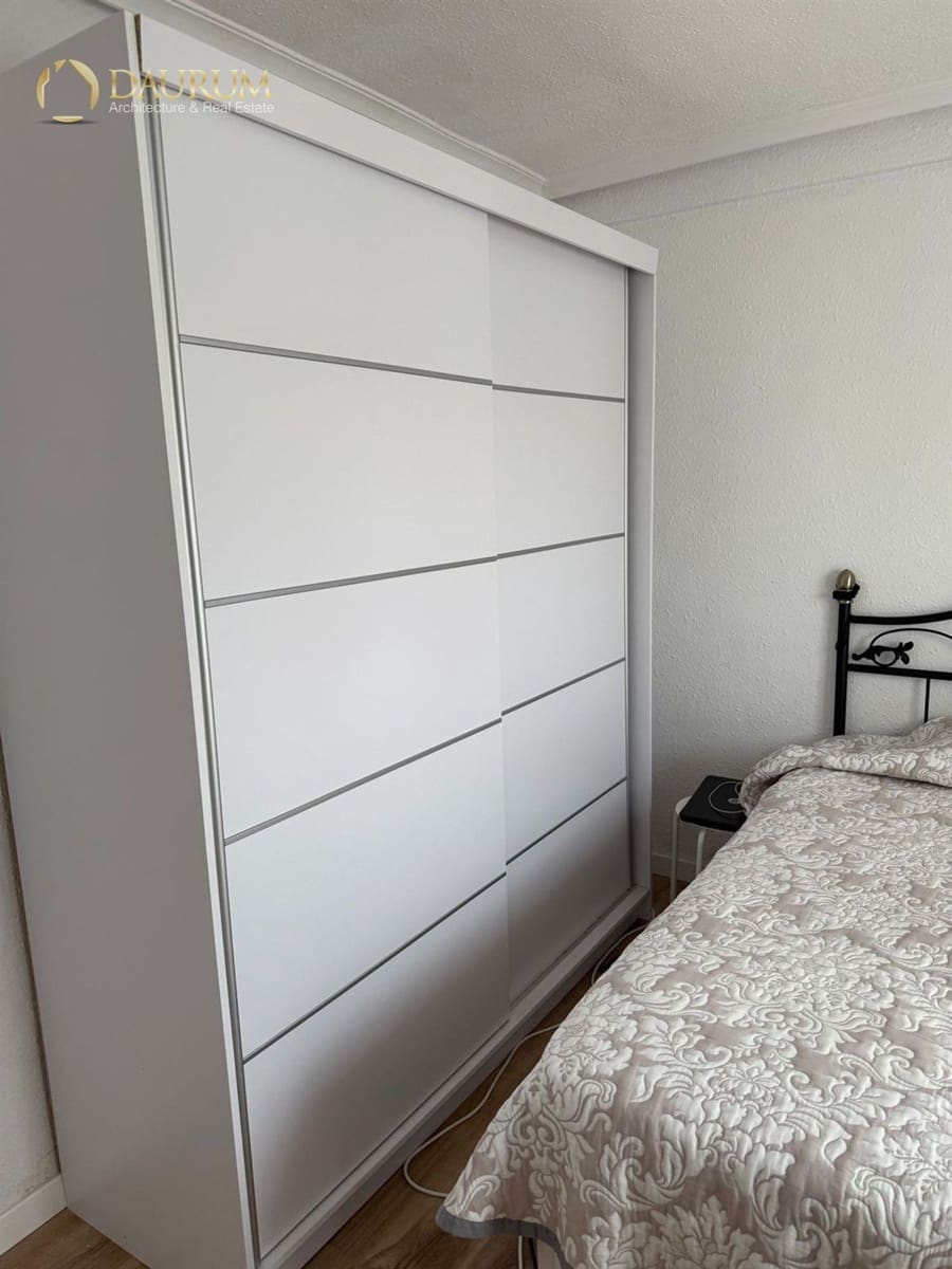 3 soveværelse Lejlighed til salg i Alicante by med swimmingpool - € 250.800 (Ref: 9345427)