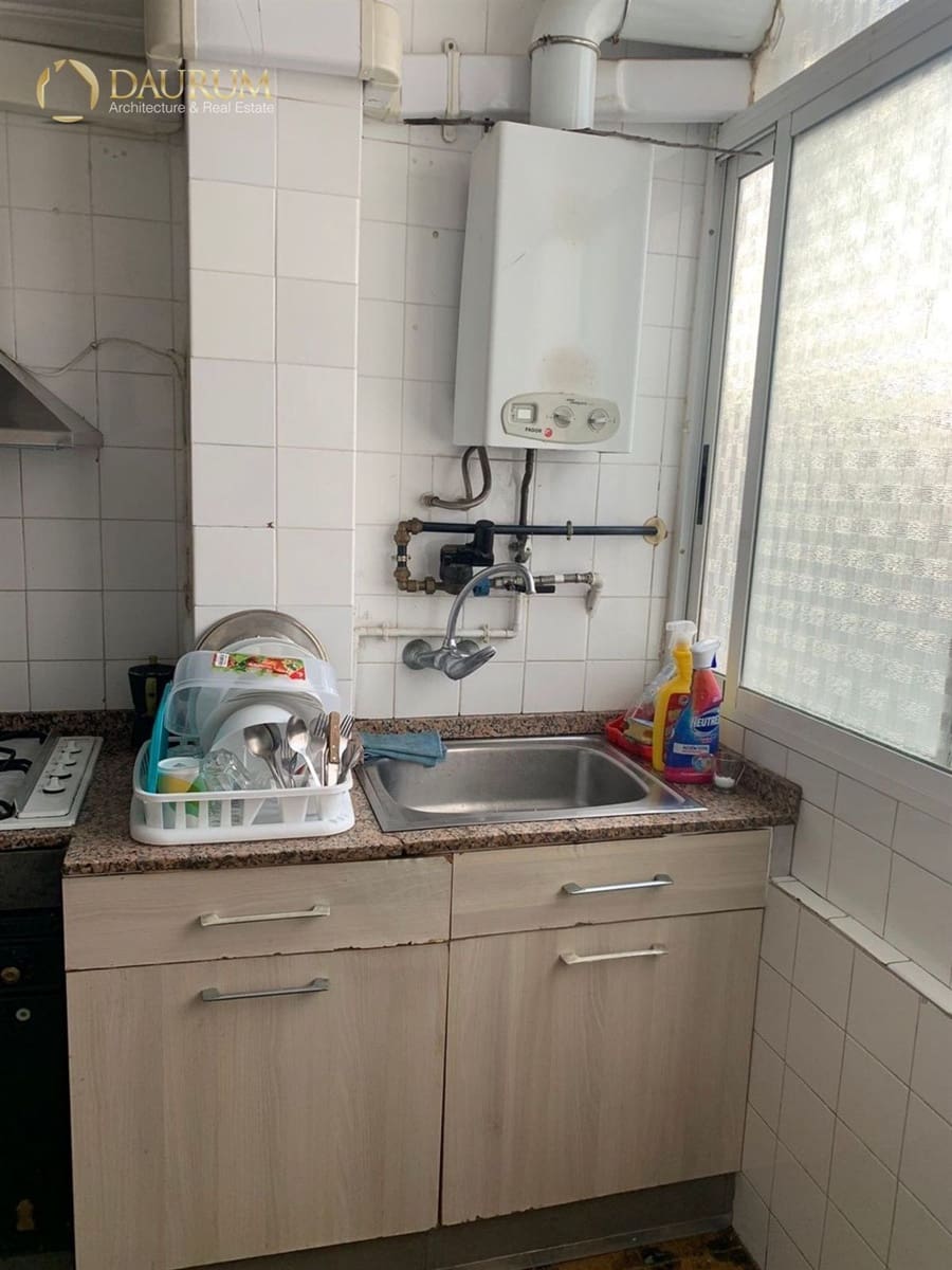 3 soveværelse Lejlighed til salg i Alicante by med swimmingpool - € 250.800 (Ref: 9345427)