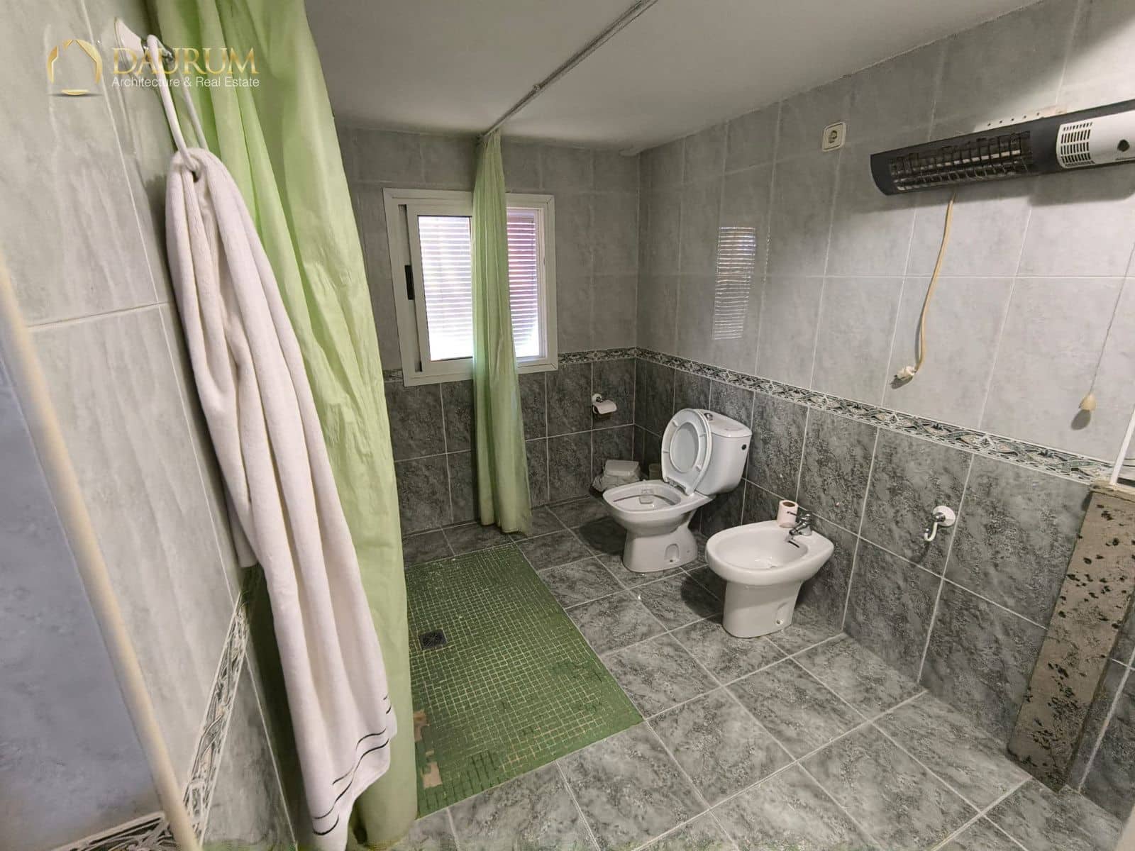 5 sovrum Villa till salu i Rebolledo med garage - 270 000 € (Ref: 9345430)