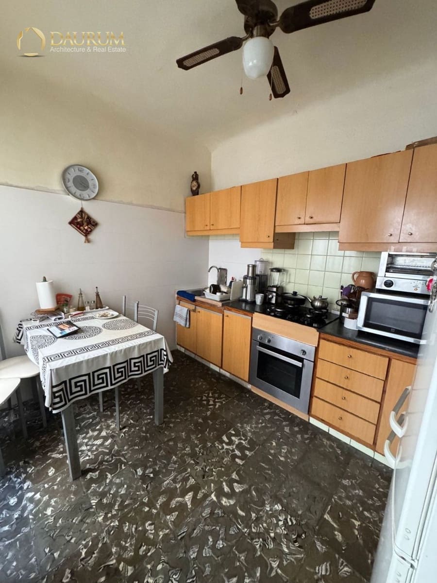 4 bedroom Flat for sale in Alicante / Alacant city - € 205,000 (Ref: 9345434)