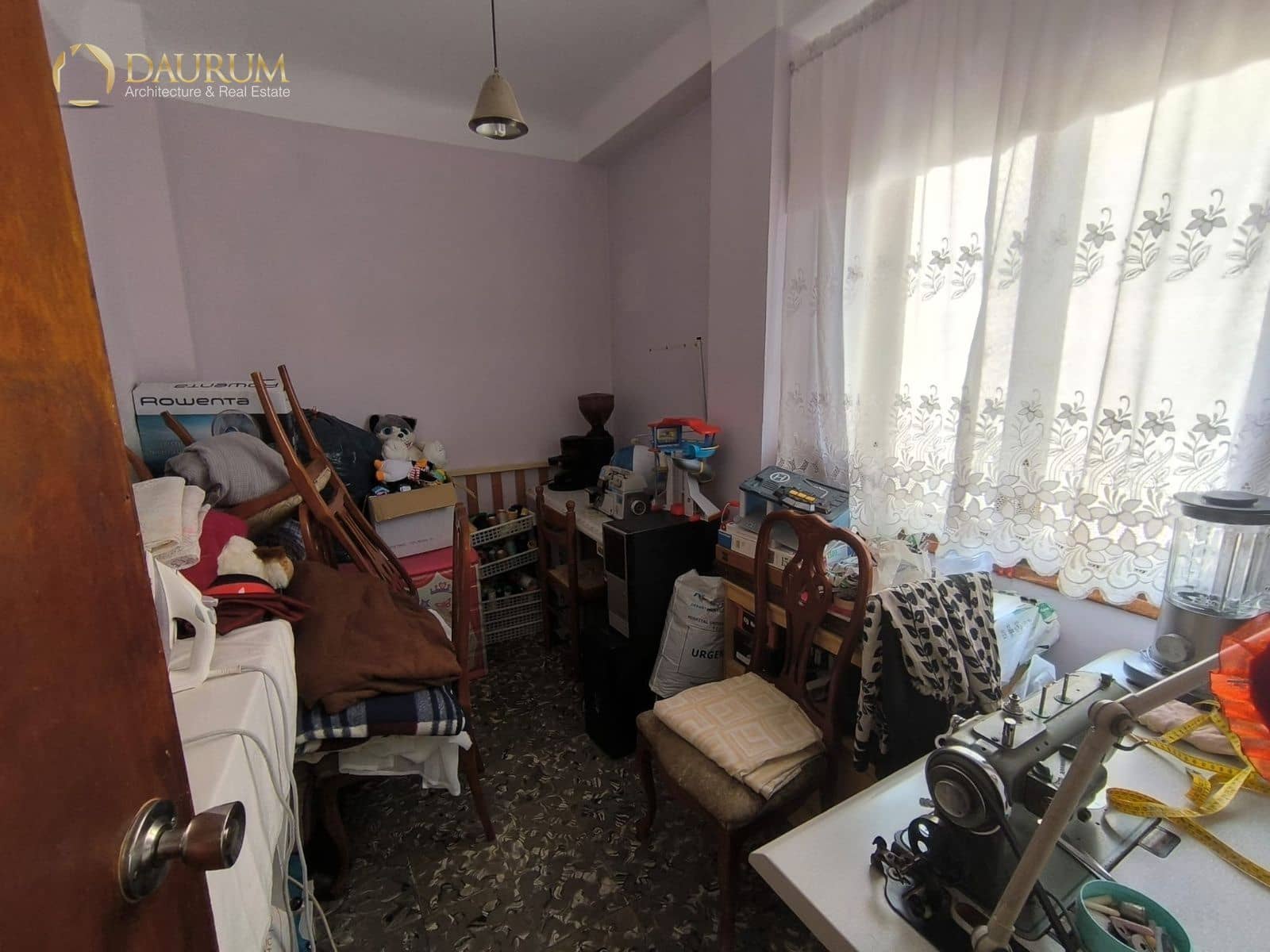 4 bedroom Flat for sale in Alicante / Alacant city - € 205,000 (Ref: 9345434)