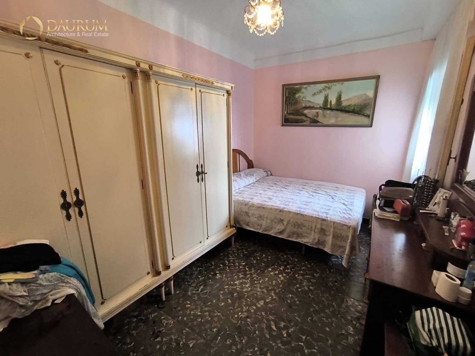 4 bedroom Flat for sale in Alicante / Alacant city - € 205,000 (Ref: 9345434)