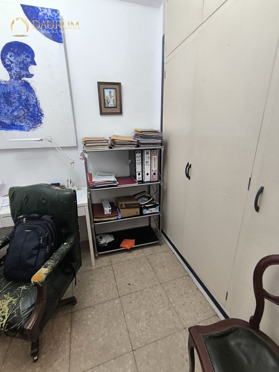 4 bedroom Flat for sale in Alicante / Alacant city - € 965,000 (Ref: 9345437)