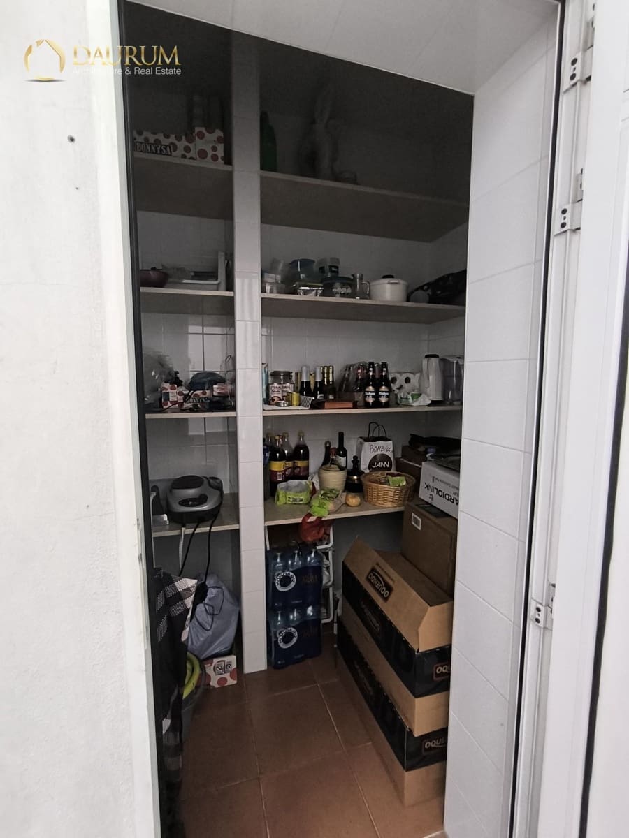 4 bedroom Flat for sale in Alicante / Alacant city - € 965,000 (Ref: 9345437)