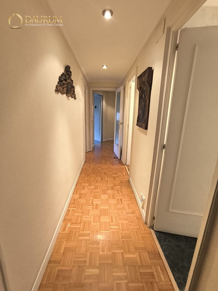 4 bedroom Flat for sale in Alicante / Alacant city - € 965,000 (Ref: 9345437)