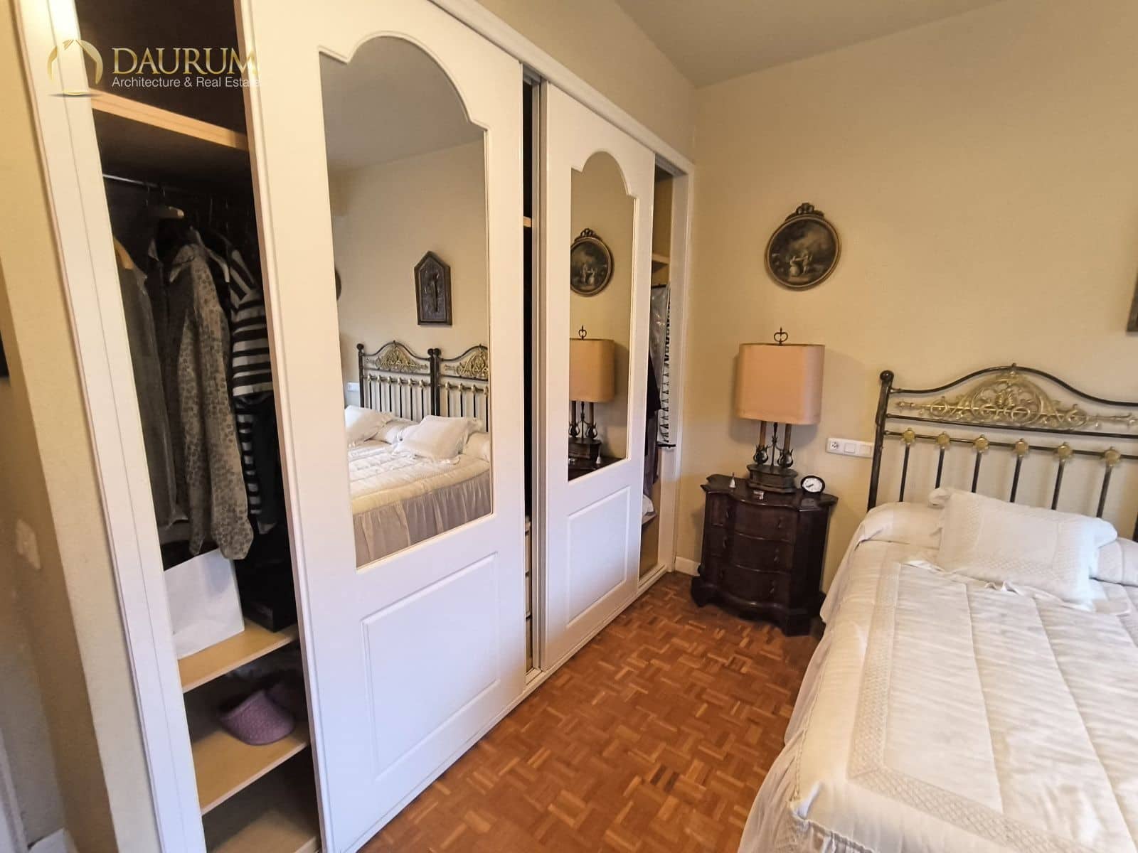 4 bedroom Flat for sale in Alicante / Alacant city - € 965,000 (Ref: 9345437)