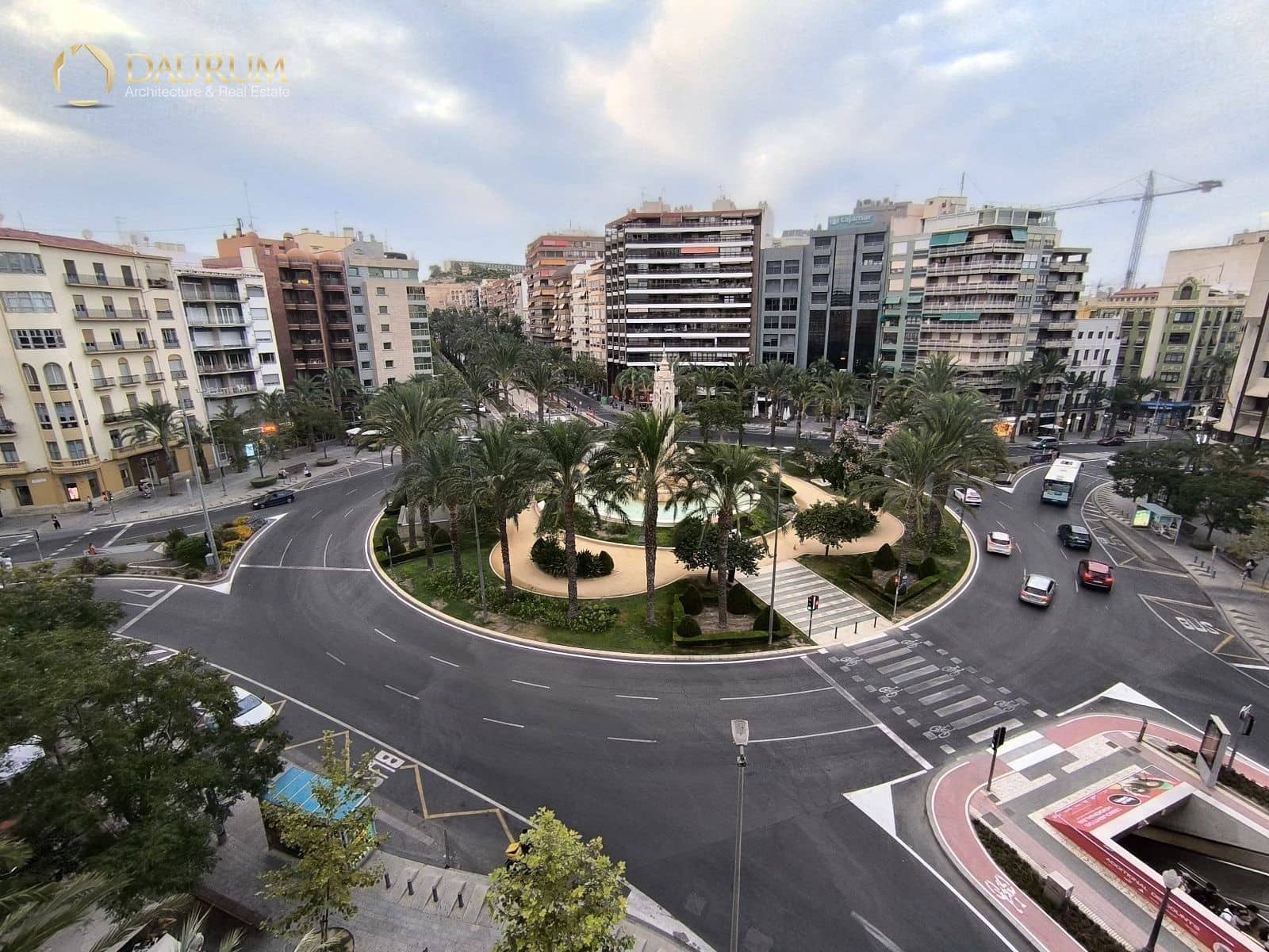 4 bedroom Flat for sale in Alicante / Alacant city - € 965,000 (Ref: 9345437)
