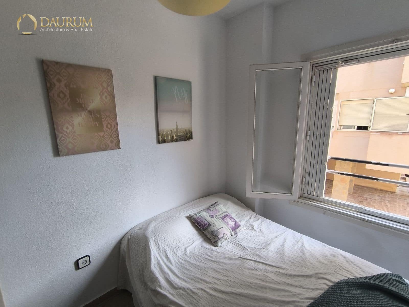 3 bedroom Flat for sale in Santa Pola with garage - € 299,000 (Ref: 9345440)