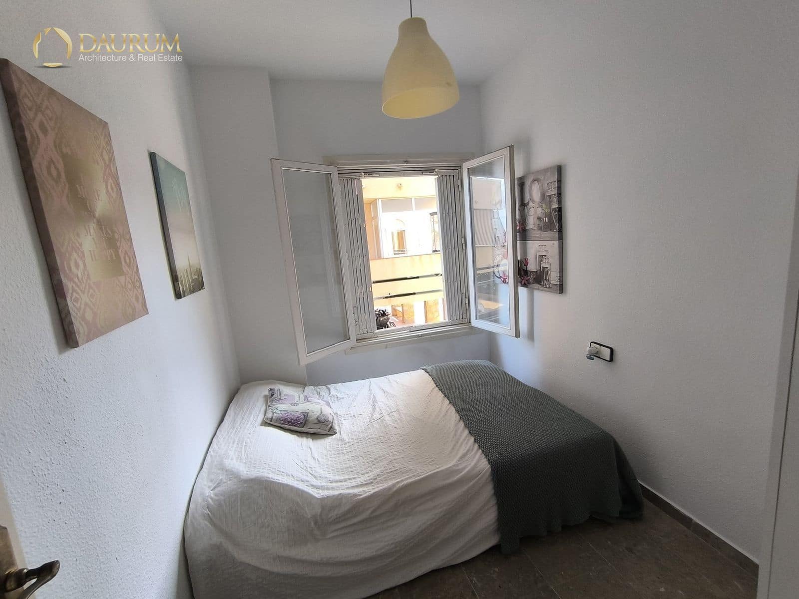 3 bedroom Flat for sale in Santa Pola with garage - € 299,000 (Ref: 9345440)