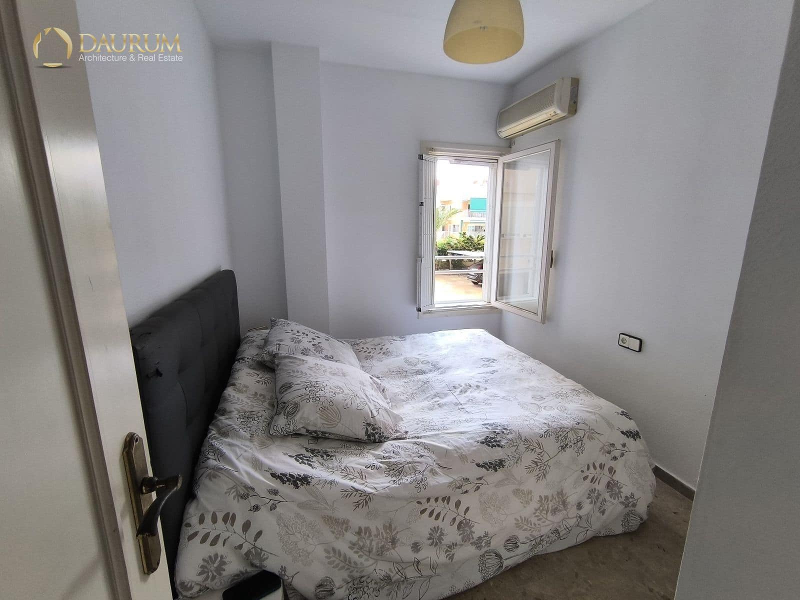 3 bedroom Flat for sale in Santa Pola with garage - € 299,000 (Ref: 9345440)