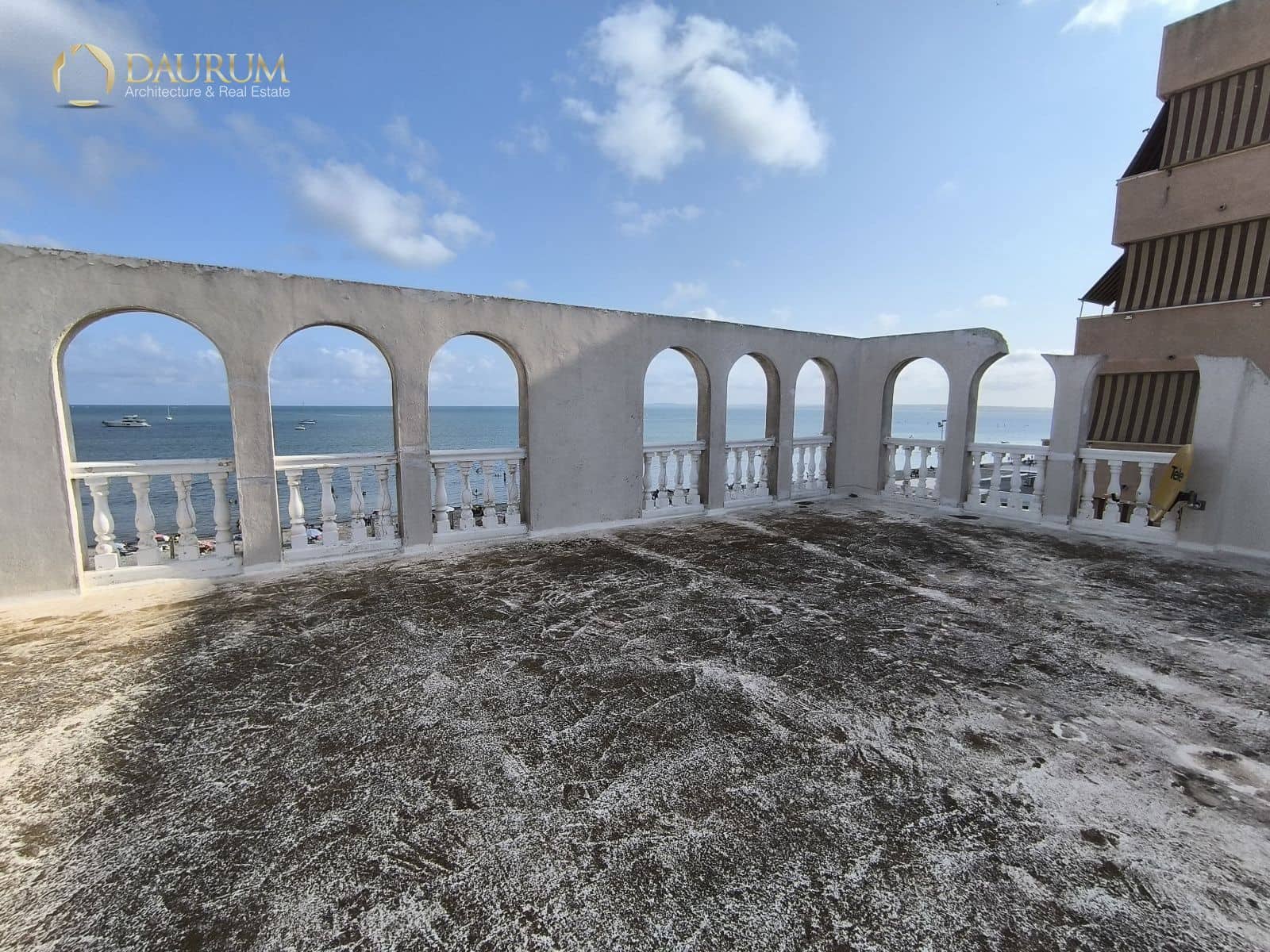 3 bedroom Flat for sale in Santa Pola with garage - € 299,000 (Ref: 9345440)