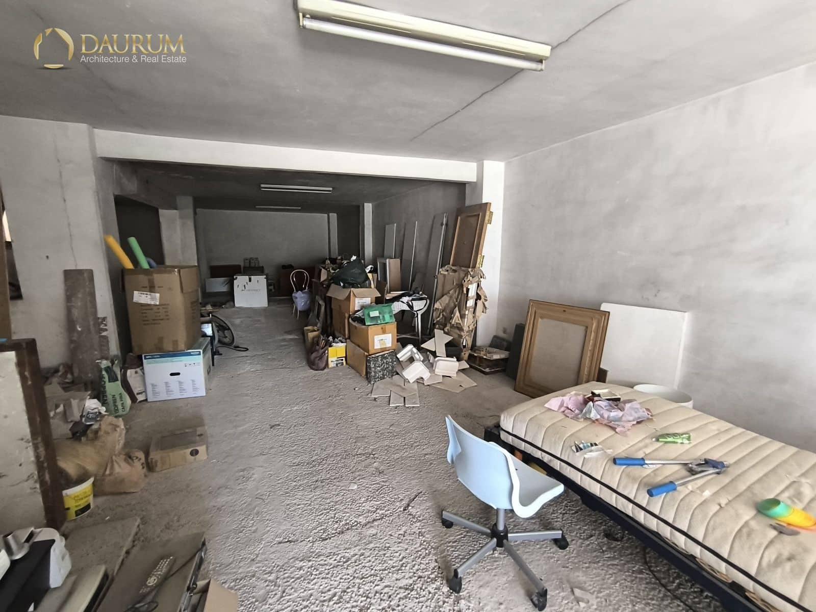 Commerciale in vendita in Elche / Elx - 180.000 € (Rif: 9345448)