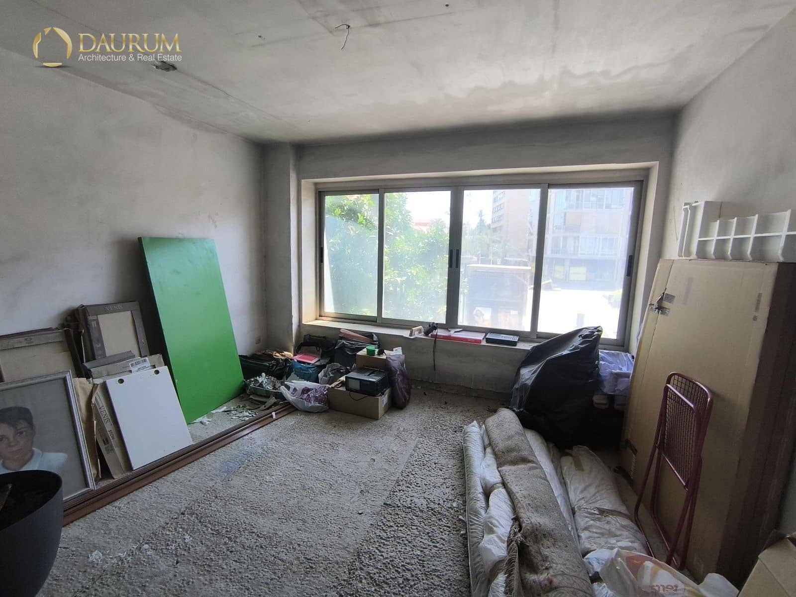 Commerciale in vendita in Elche / Elx - 180.000 € (Rif: 9345448)