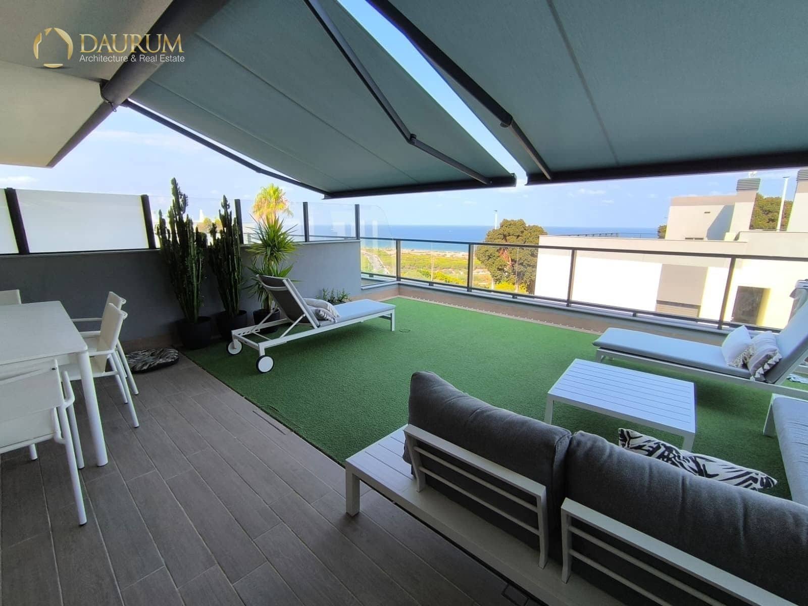 2 soverom Leilighet til salgs i Gran Alacant med svømmebasseng garasje - € 419 000 (Ref: 9345451)