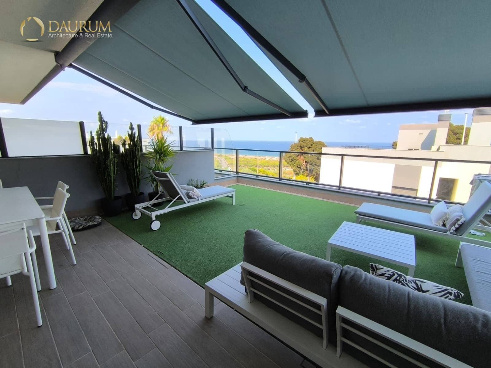 2 soverom Leilighet til salgs i Gran Alacant med svømmebasseng garasje - € 419 000 (Ref: 9345451)