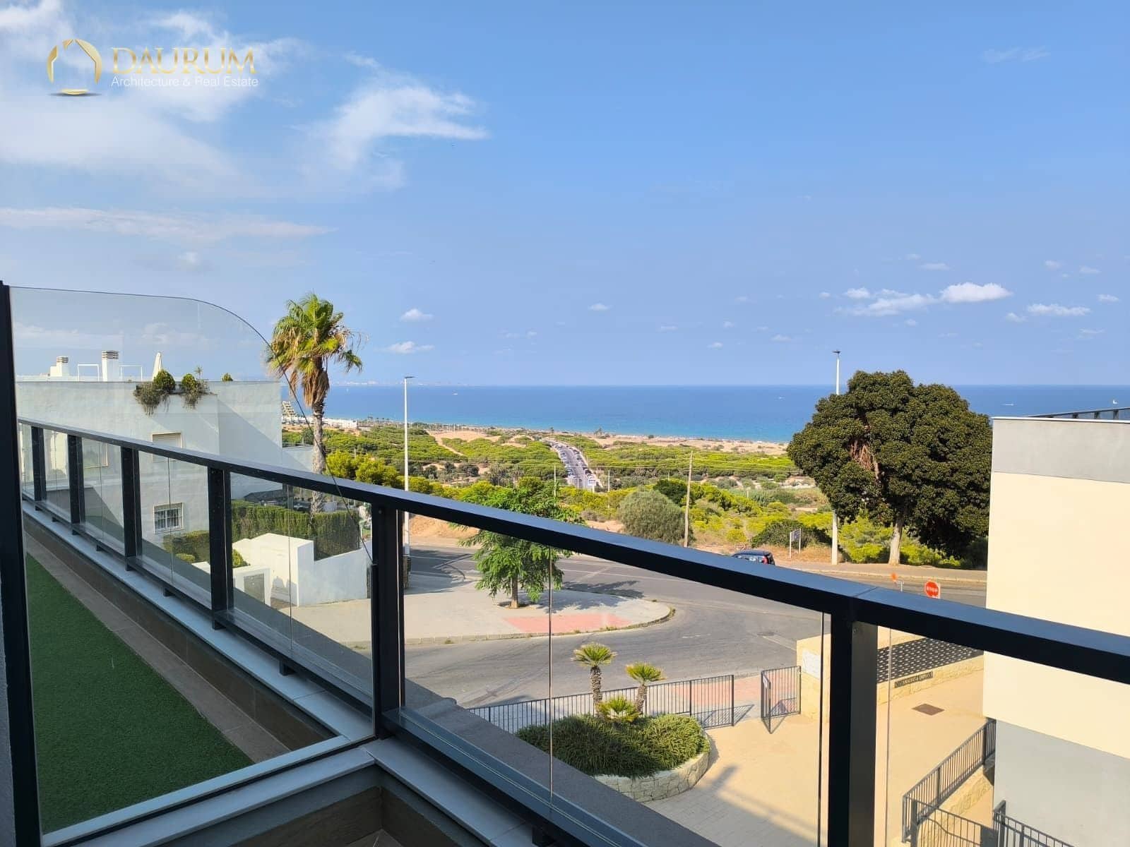 2 soverom Leilighet til salgs i Gran Alacant med svømmebasseng garasje - € 419 000 (Ref: 9345451)