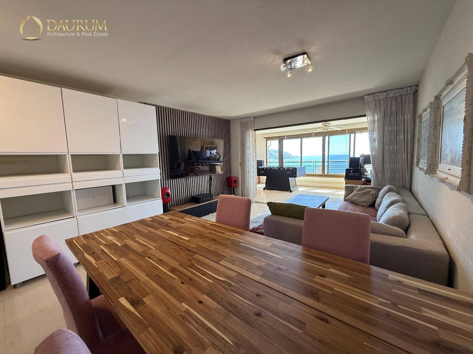 3 bedroom Flat for sale in Benidorm with pool garage - € 510,000 (Ref: 9345458)