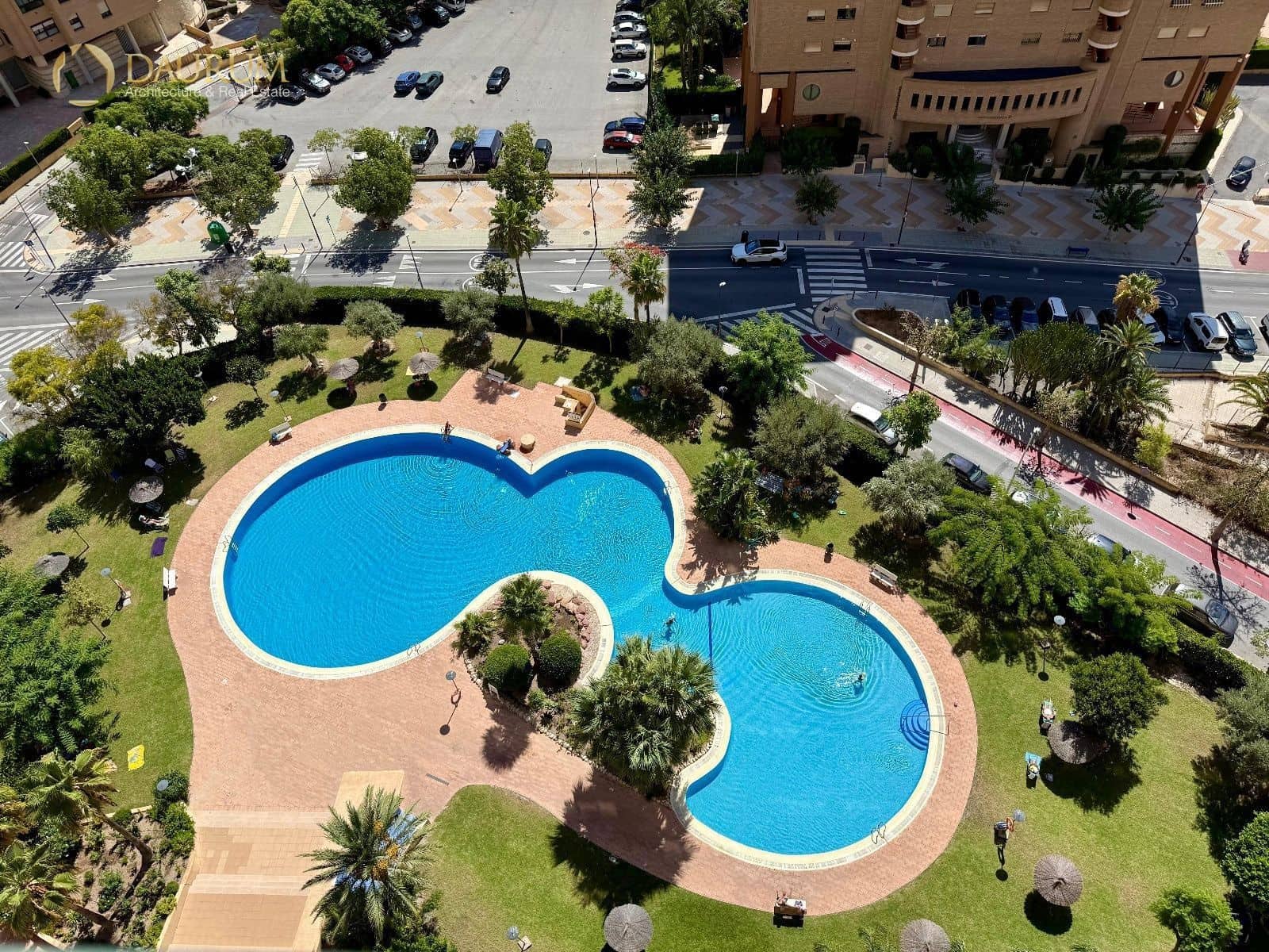 3 bedroom Flat for sale in Benidorm with pool garage - € 510,000 (Ref: 9345458)
