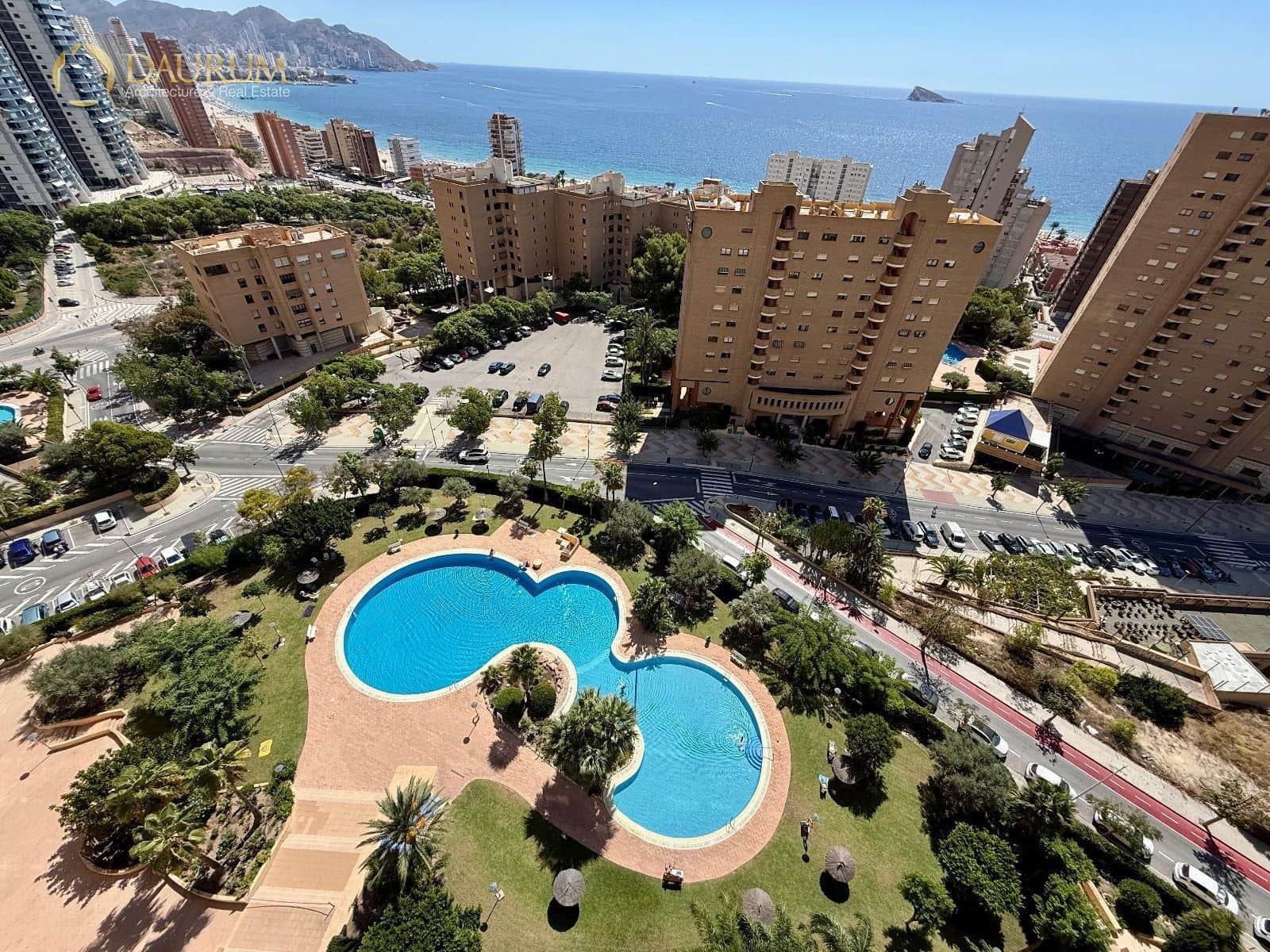 3 bedroom Flat for sale in Benidorm with pool garage - € 510,000 (Ref: 9345458)