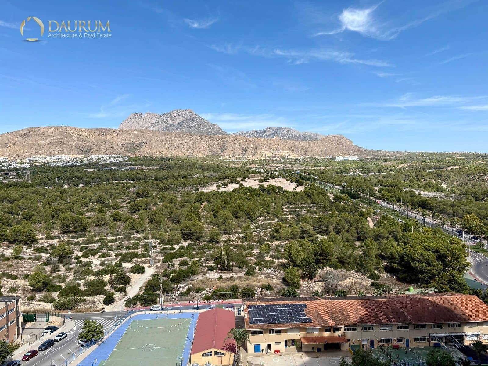 3 bedroom Flat for sale in Benidorm with pool garage - € 510,000 (Ref: 9345458)