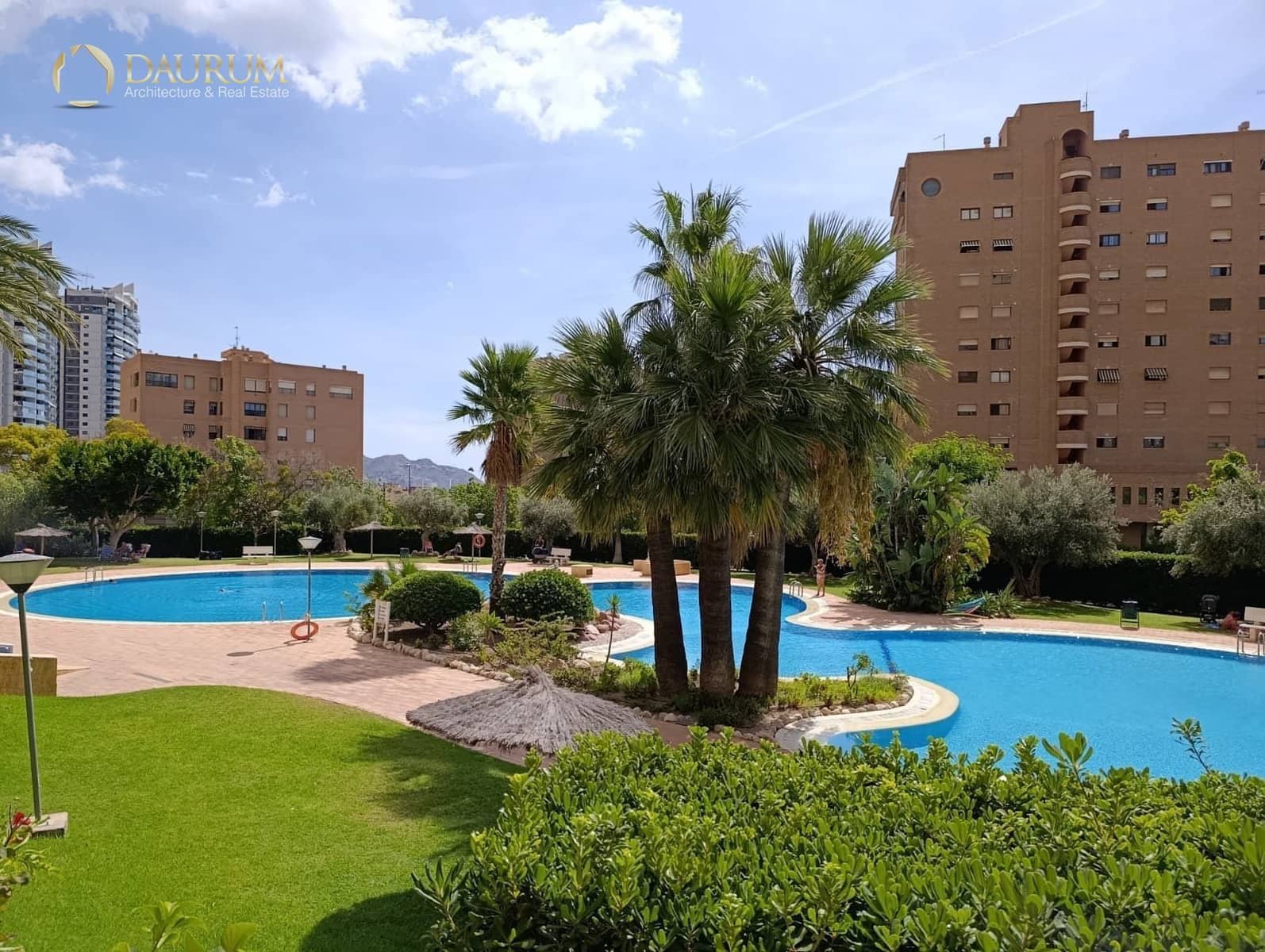 3 bedroom Flat for sale in Benidorm with pool garage - € 510,000 (Ref: 9345458)