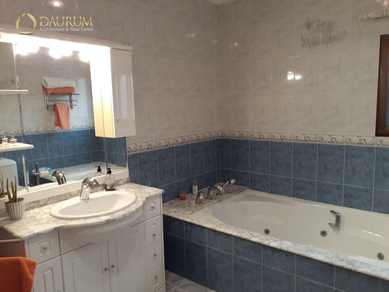 7 soverom Villa til salgs i Elche / Elx med svømmebasseng garasje - € 586 000 (Ref: 9345463)