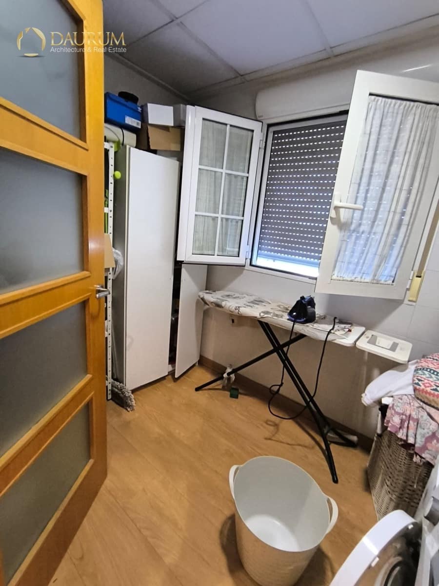 4 bedroom Villa for sale in Monforte del Cid with pool garage - € 280,000 (Ref: 9345464)