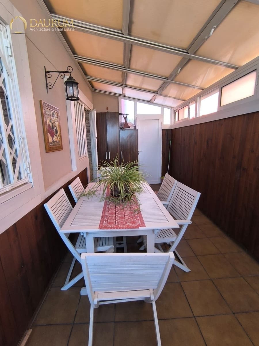 4 bedroom Villa for sale in Monforte del Cid with pool garage - € 280,000 (Ref: 9345464)