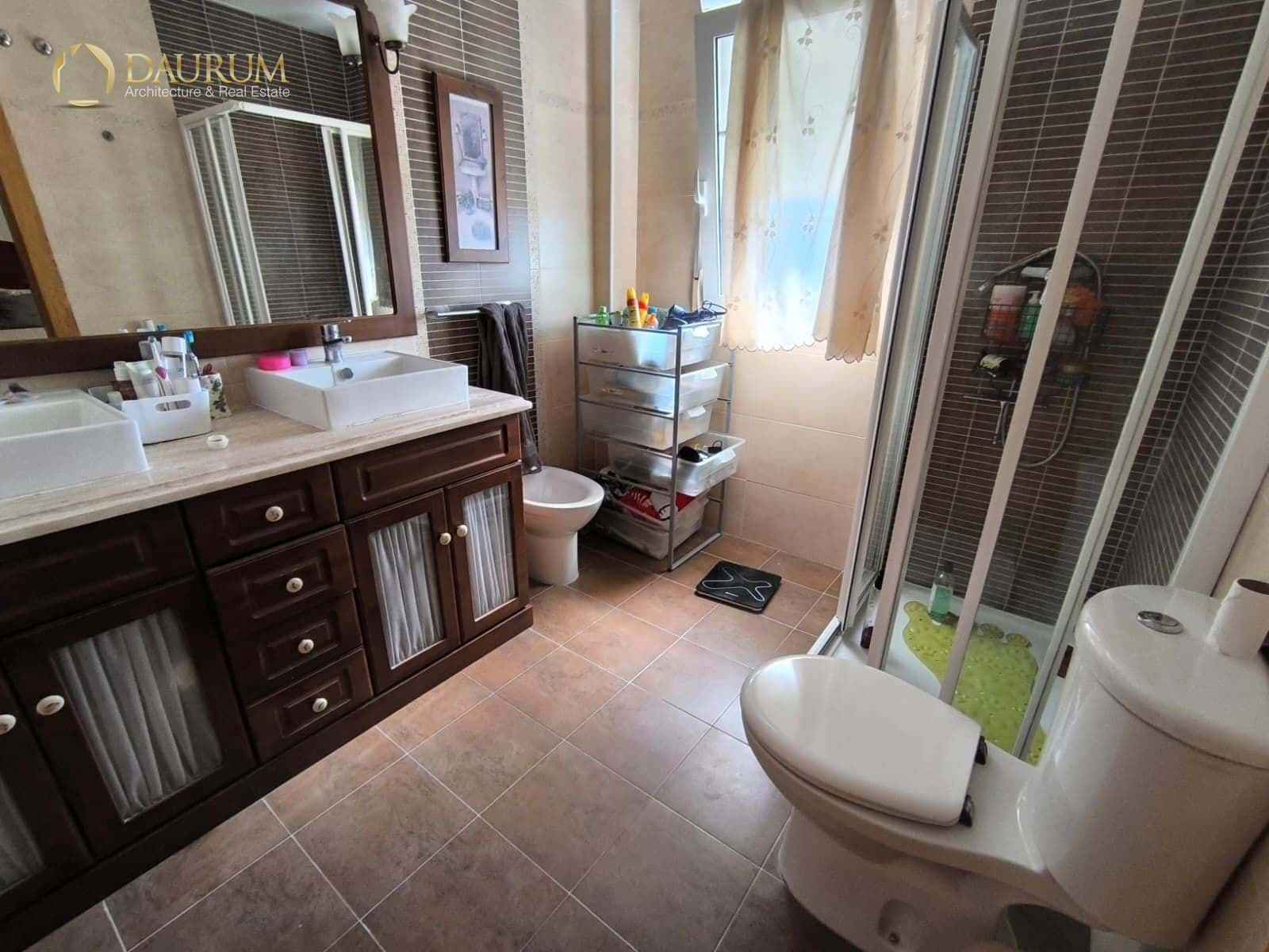 4 bedroom Villa for sale in Monforte del Cid with pool garage - € 280,000 (Ref: 9345464)