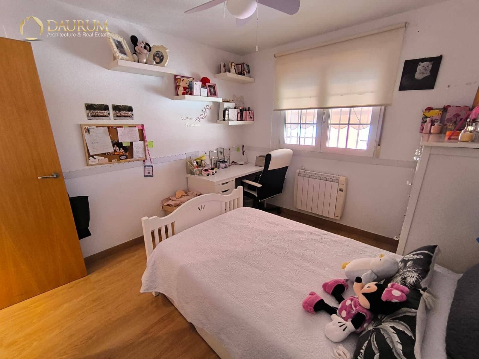 4 bedroom Villa for sale in Monforte del Cid with pool garage - € 280,000 (Ref: 9345464)