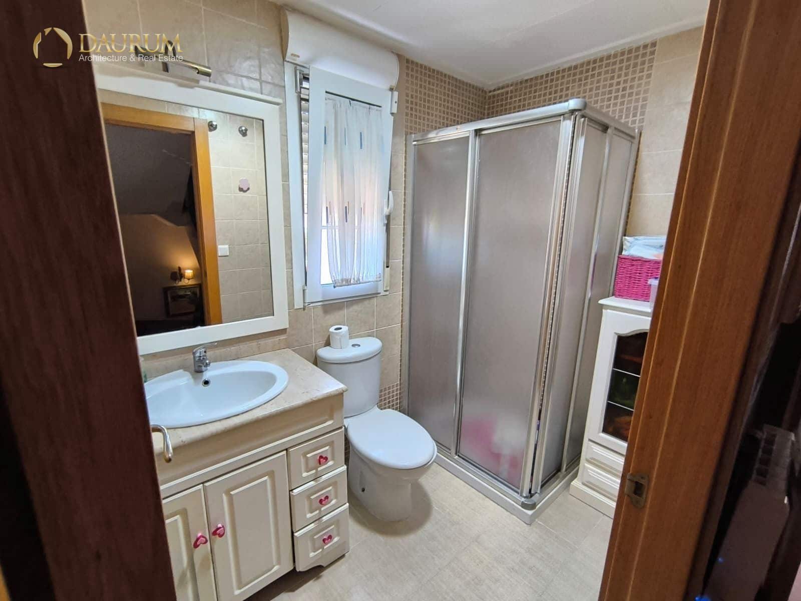 4 bedroom Villa for sale in Monforte del Cid with pool garage - € 280,000 (Ref: 9345464)