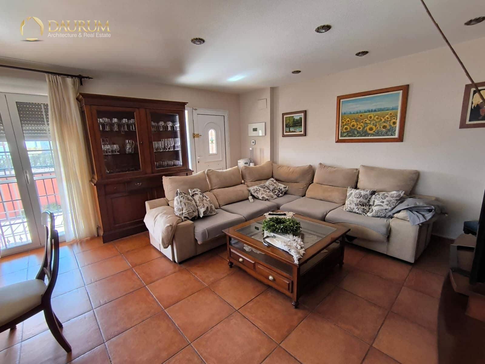4 bedroom Villa for sale in Monforte del Cid with pool garage - € 280,000 (Ref: 9345464)