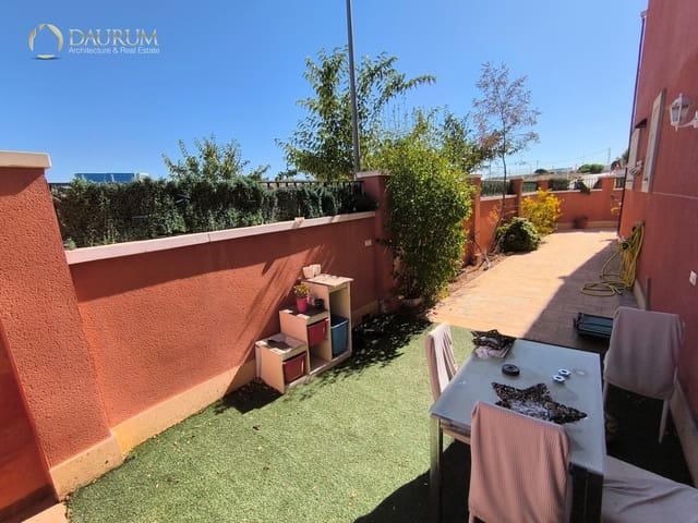 4 soveværelse Villa til salg i Monforte del Cid med swimmingpool garage - € 280.000 (Ref: 9345464)