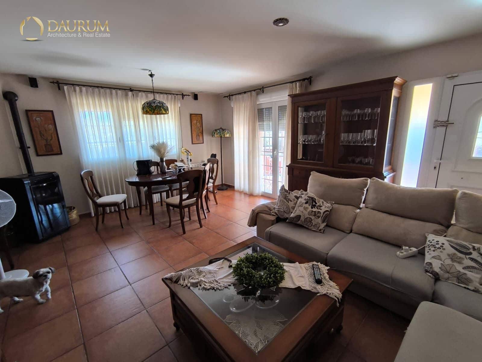 4 bedroom Villa for sale in Monforte del Cid with pool garage - € 280,000 (Ref: 9345464)