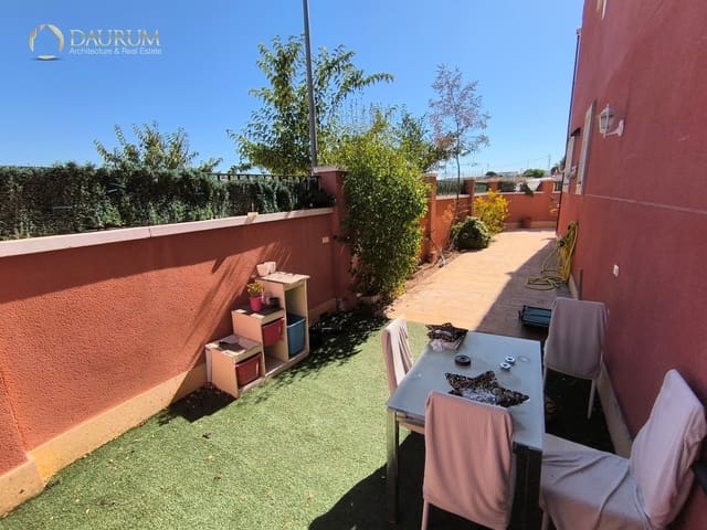 4 soveværelse Villa til salg i Monforte del Cid med swimmingpool garage - € 280.000 (Ref: 9345464)